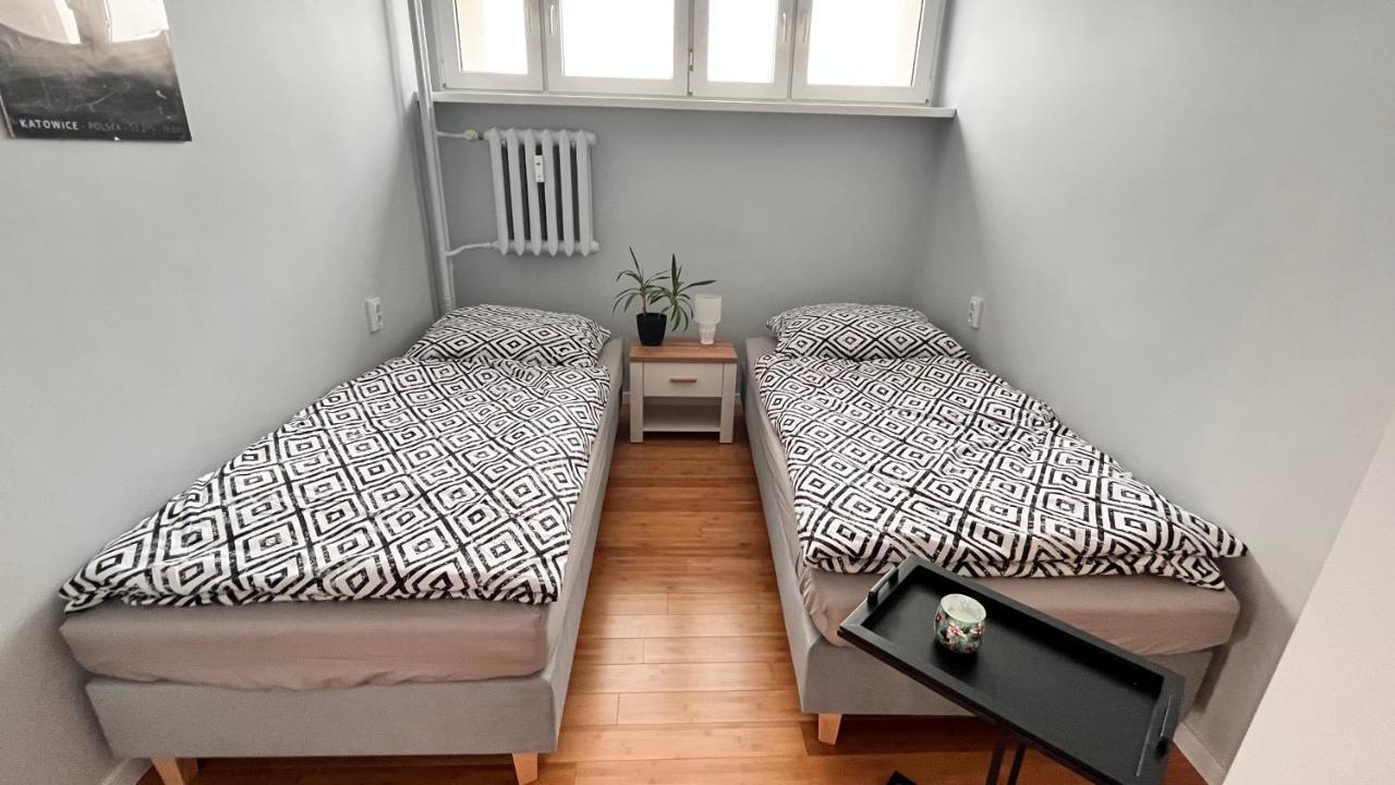 קטוביץ Apartament Z Widokiem Na Spodek מראה חיצוני תמונה