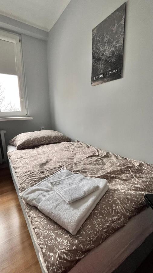 קטוביץ Apartament Z Widokiem Na Spodek מראה חיצוני תמונה