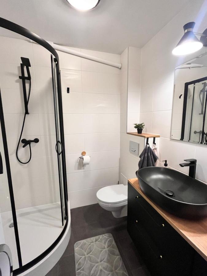 קטוביץ Apartament Z Widokiem Na Spodek מראה חיצוני תמונה